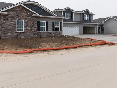 8966 Jean Louise Dr, West Des Moines, IA, 50266