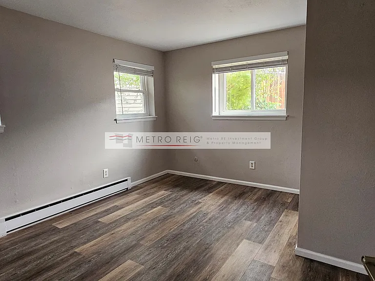 890 Lilac St — Photo 19