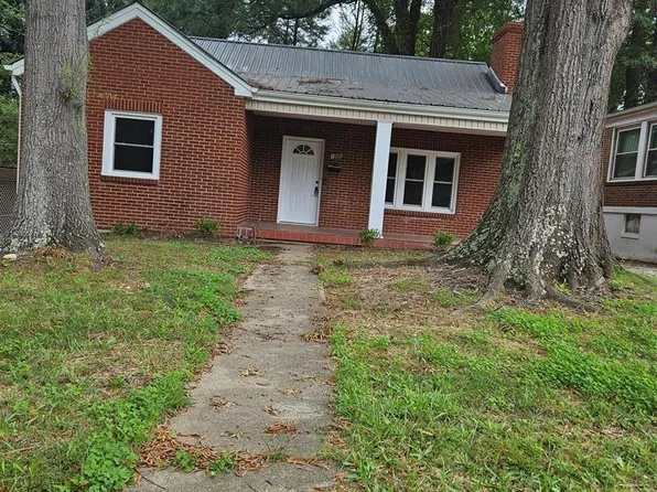 180 Sherwood Dr, Danville, VA 24540