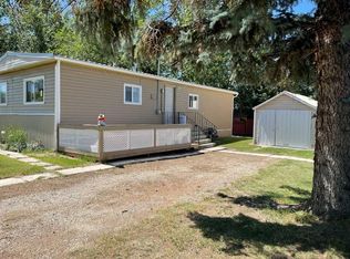331 E Armstrong St, Carmangay, AB T0L0N0
