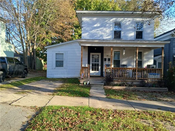 39 Varick St, Oswego, NY 13126