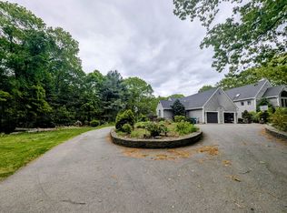 468 Elm St E, Raynham, MA 02767