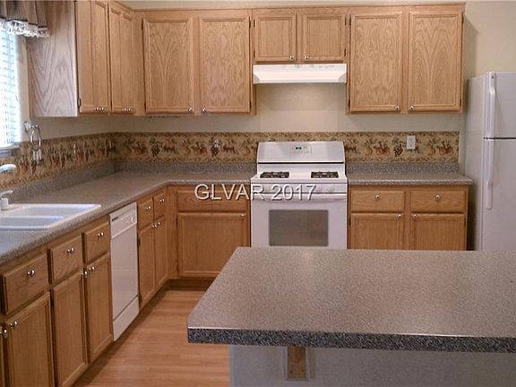 5th image of 10662 Foggy Glen Ave #0