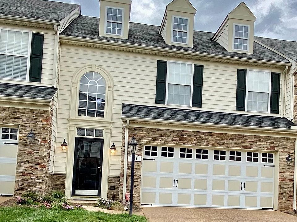 1st image of 564 Siena Ln