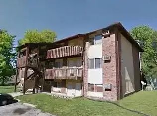 4500 W Washington St #B8, Belleville, IL