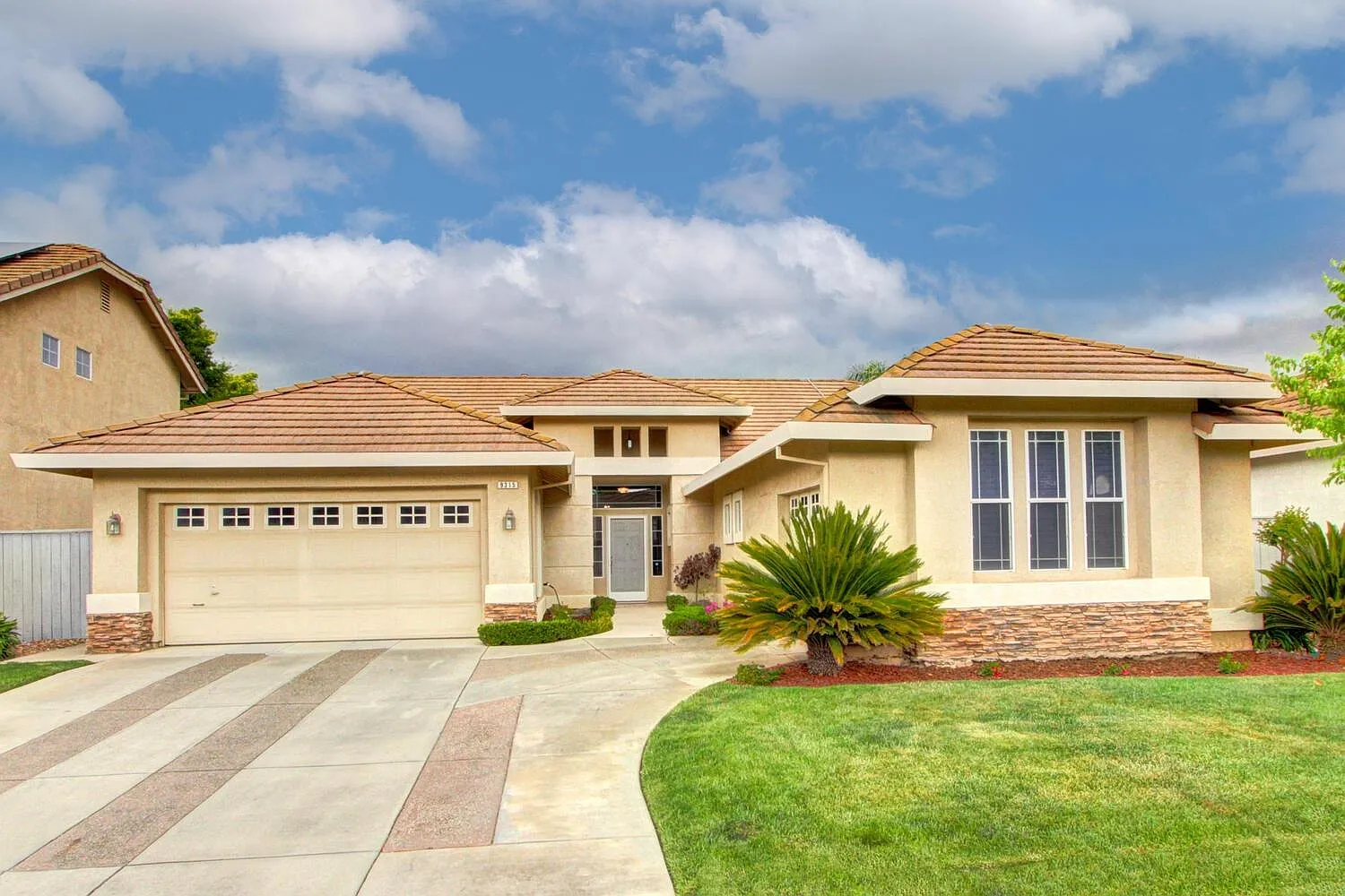 9315 Nestani Way photo 1