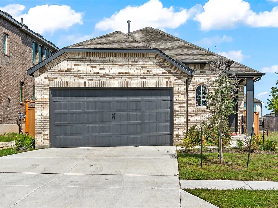 151 Blackwell Ln