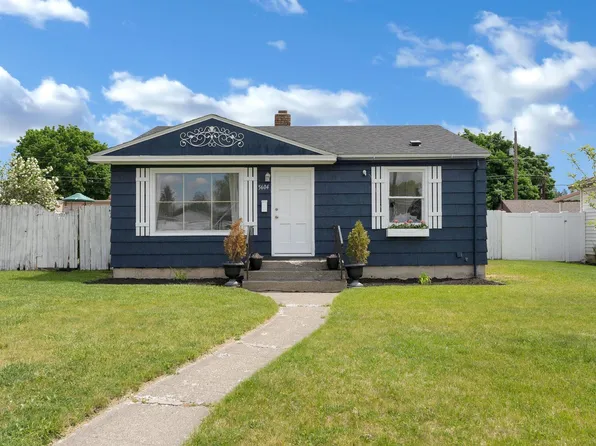 5604 N Oak St, Spokane, WA 99205