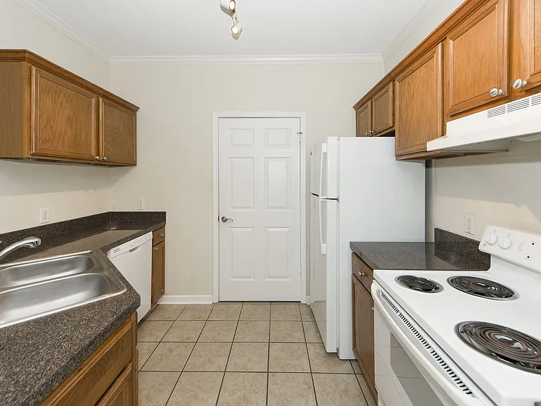 45 Sycamore Ave #1126 — Photo 6