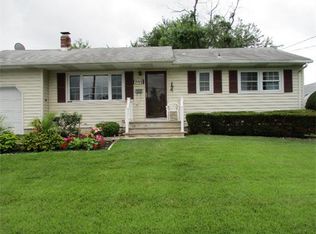 948 Nelson Pl, Piscataway, NJ 08854