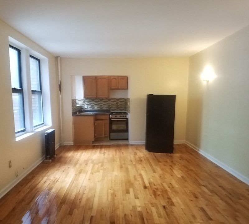 2nd image of 337 W 138th St APT 2D