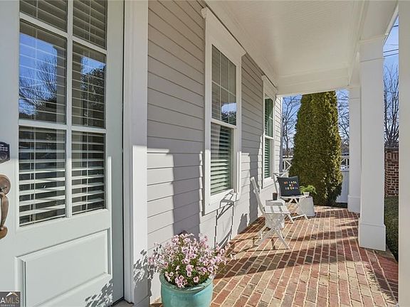 2nd image of 1010 Crossvine Rd