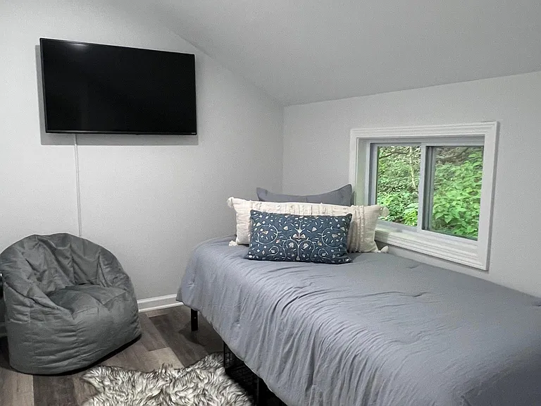2464 Center Point Rd #A — Photo 15