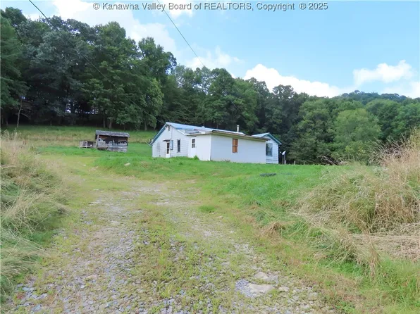 1444 Hominy Creek Rd, Mount Nebo, WV 26679