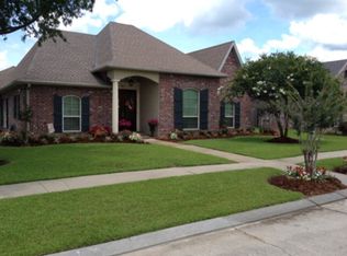 218 Lansdown Dr, Houma, LA 70360