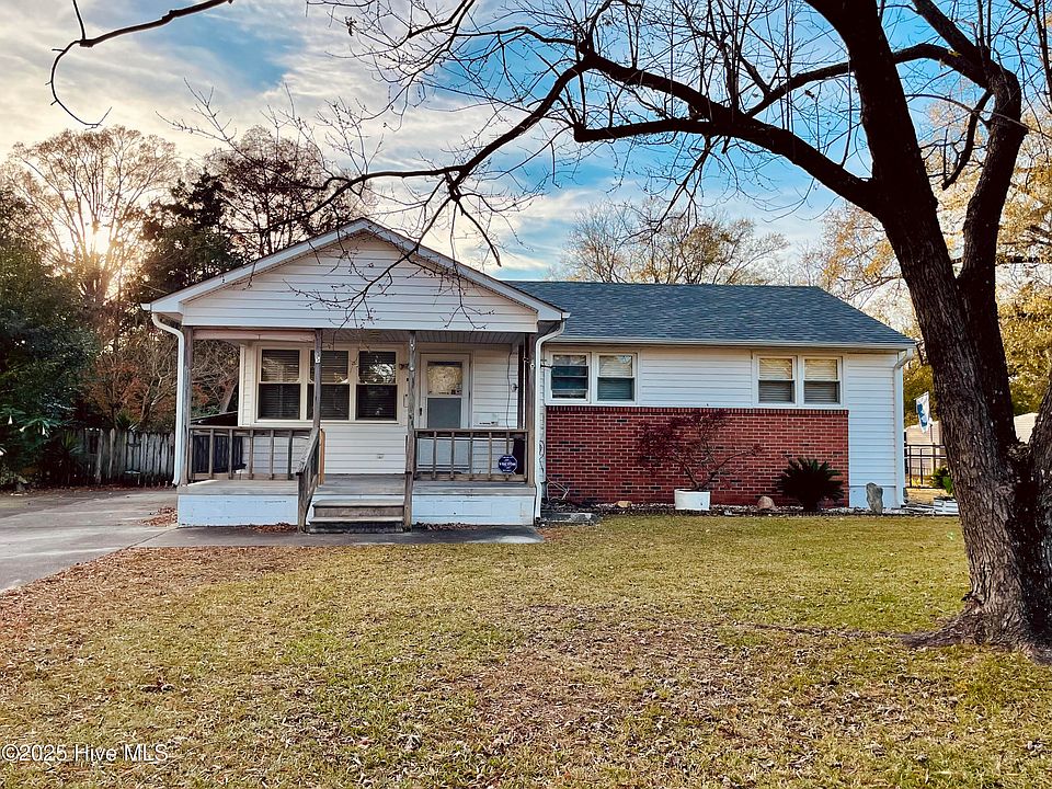 1st image of 801 Williams Street