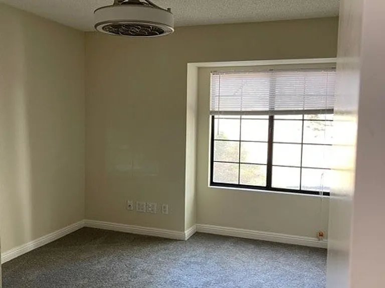 600 Central Ave #390 — Photo 8