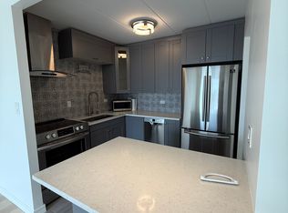 9128 W Terrace Dr UNIT 6I, Niles, IL 60714