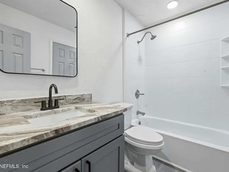 3517 Peeler Rd #17 — Photo 7