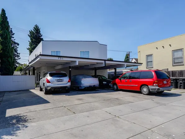 Rollins Rd, Burlingame, CA 94010