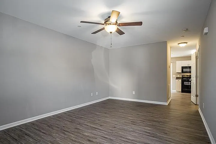 2 bed, 2.5 bath, 1250 sqft, $1,200 — Photo 4