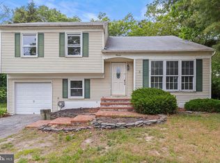 11 9th St, Barnegat, NJ 08005
