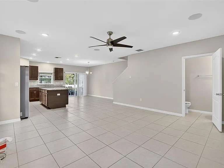 4718 Spatter Dock St — Photo 4
