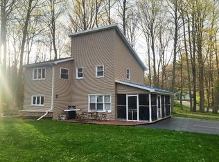 17 Pennington Rd, Cassadaga, NY 14718