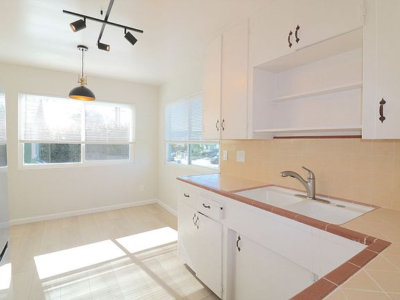4th image of 4573 Florida St #C