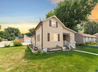 112 N Trapp Ave, Sioux Falls, SD 57104