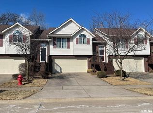 1255 33rd Avenue Cir, Silvis, IL