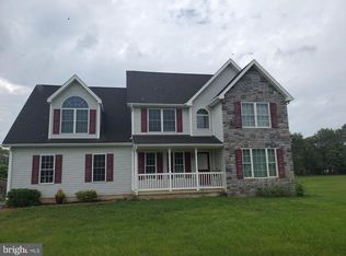 275 Azure Dr, Martinsburg, WV 25404