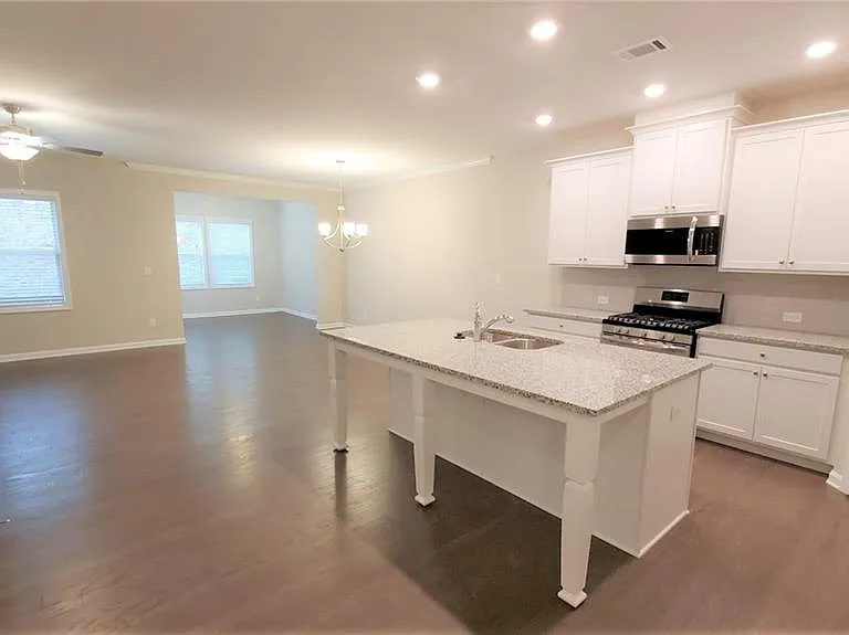 1636 Lansing Bluff Walk — Photo 2