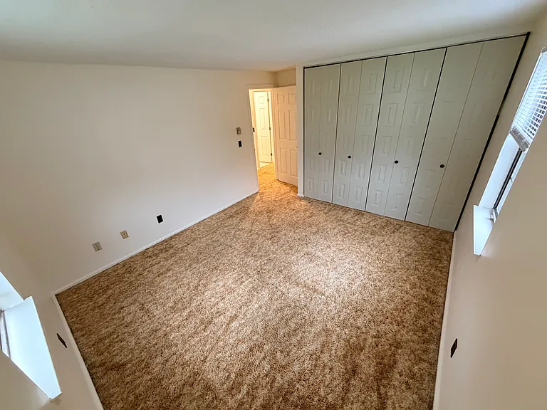 6 Penwood Dr #4 — Photo 6