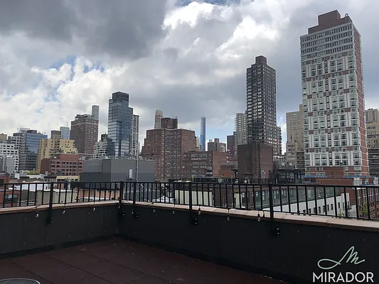 Rented by Mirador Real Estate | media 15