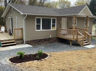 114 Bear Rd, East Stroudsburg, PA 18302