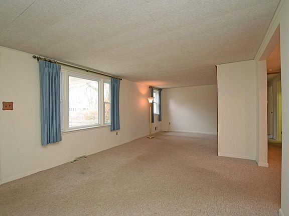 4th image of 4211 Dixie Dr