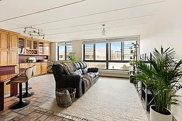 9921 4th Avenue, #3B