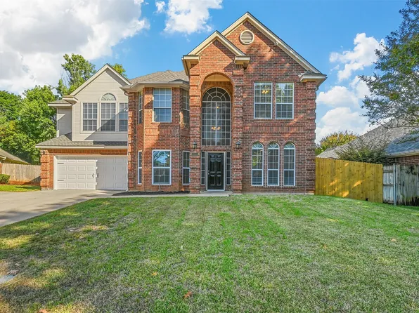 2415 Red Maple Ct, Arlington, TX 76001