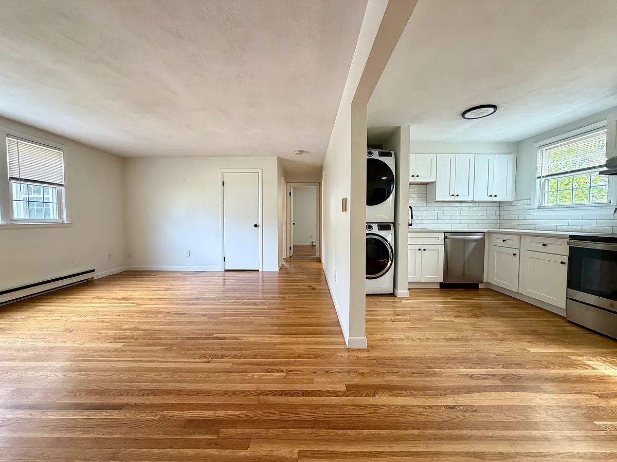 Living Room/Kitchen - 507 Main St #2