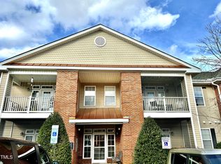 512 Weather Ridge Ln UNIT 2, Cary, NC 27513