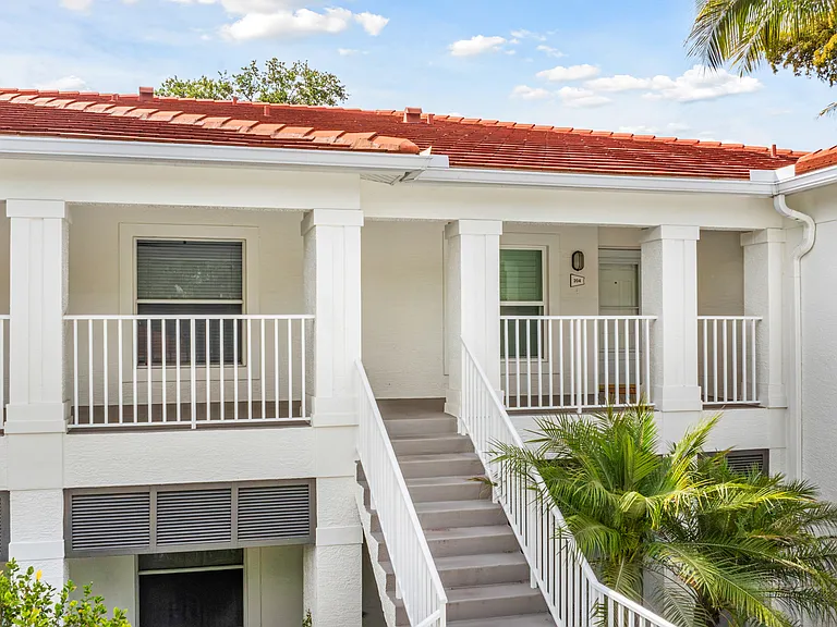 975 Tarpon Cove Dr #204 — Photo 41