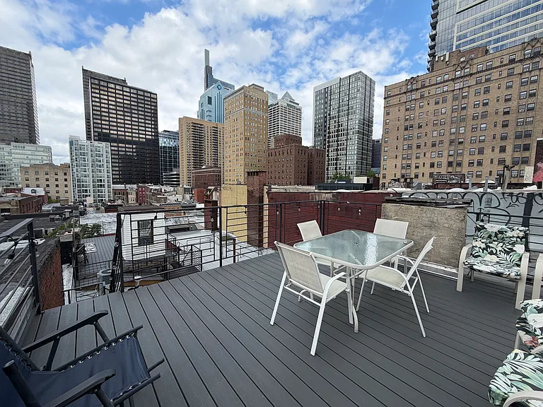 2023 Walnut St #3F — Photo 13