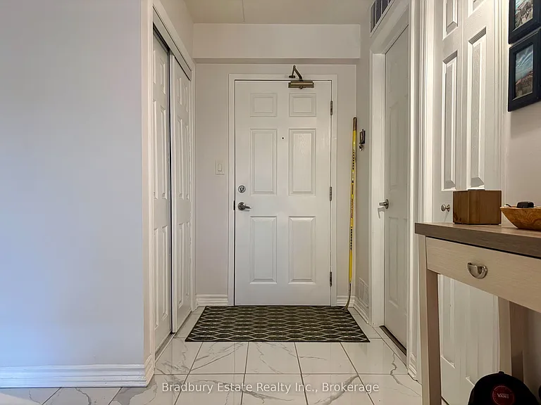 4450 Fairview St #308 — Photo 9
