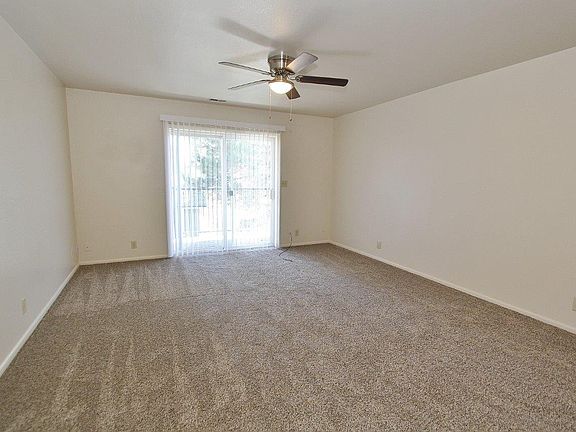 3rd image of 551 N Moffatt Ave APT 9