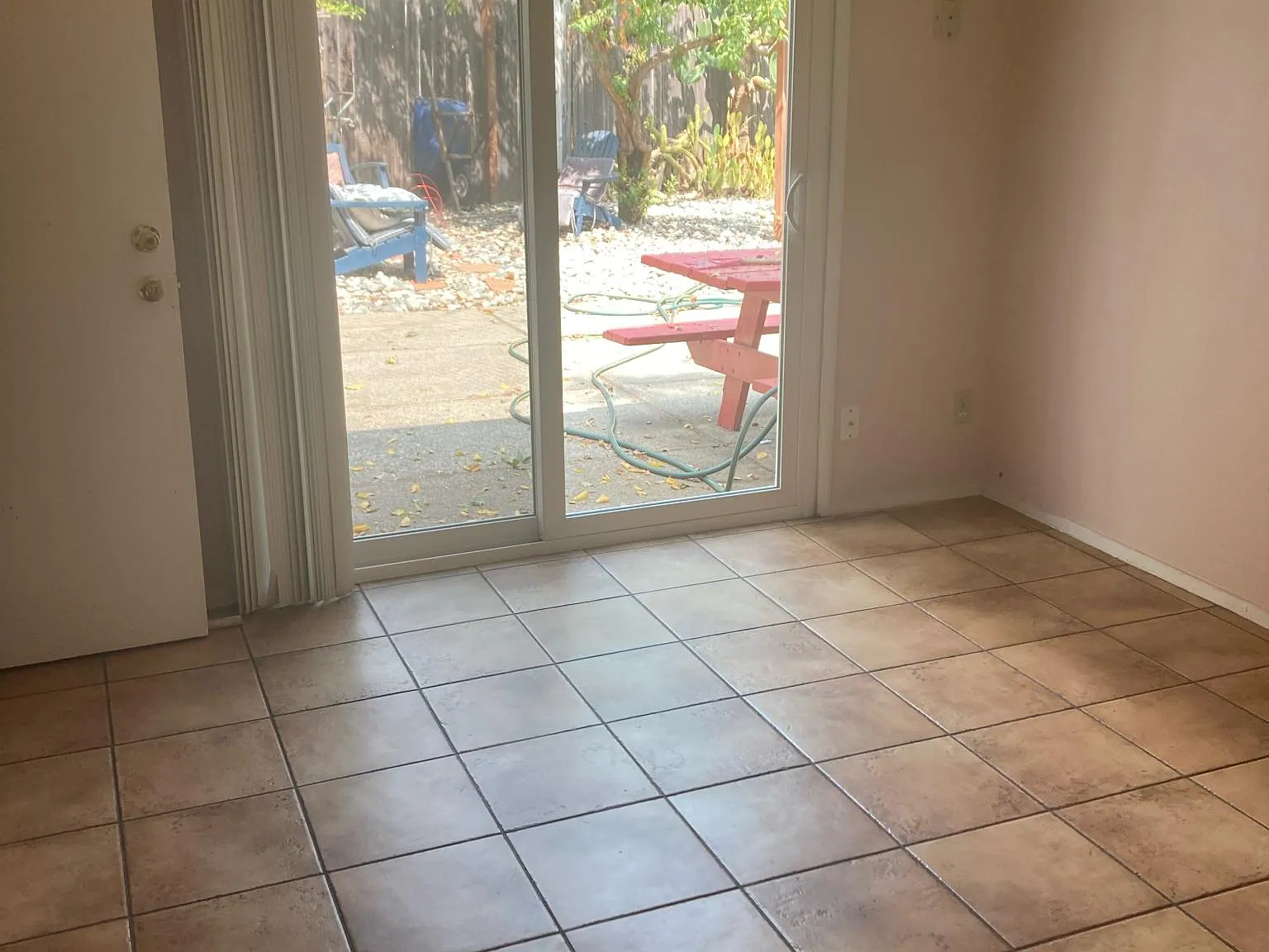 3 bed, $2,500 — Photo 4