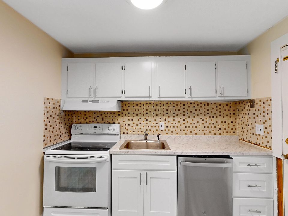1st image of 25 Myrtle St #5A