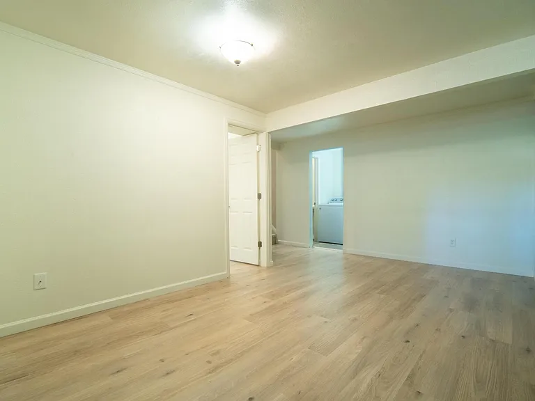 4220 Greenbriar Blvd — Photo 35