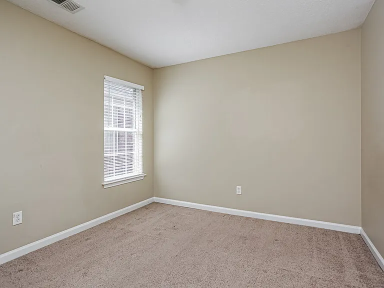7851 Fallstone Rd — Photo 14
