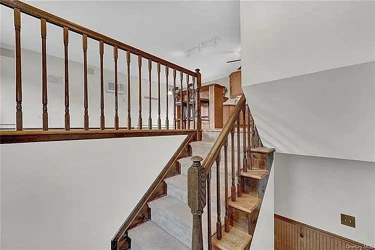 4 bed, $3,600 — Photo 4